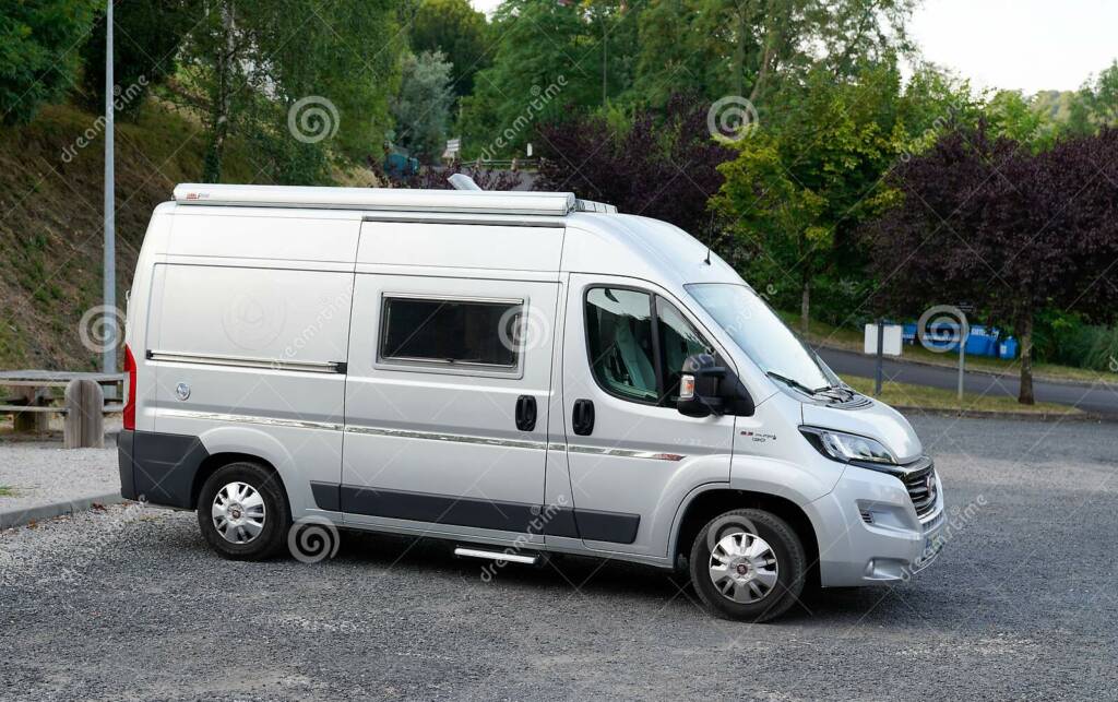 bordeaux-aquitaine-france-fiat-ducato-campereve-van-rv-ready-holiday-trip-motorhome-vacation-camper-parked-199744420